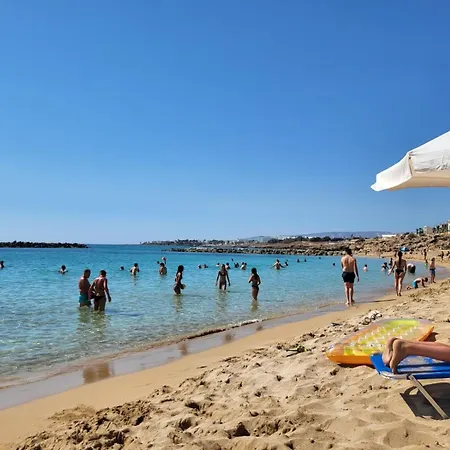 Mycyprusstay - Jo's Lovely 2 Bedroom Modern *