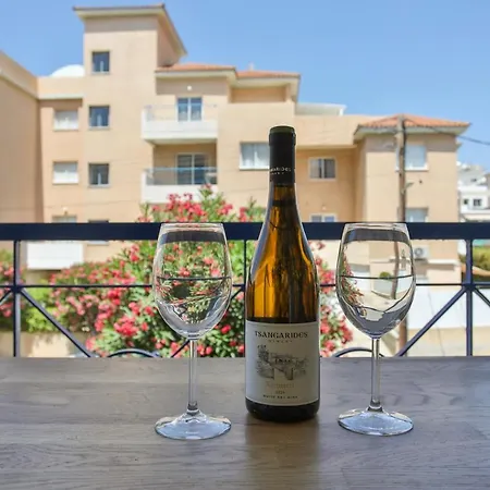 Mycyprusstay - Jo's Lovely 2 Bedroom Modern *