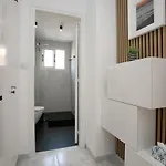 Mycyprusstay - Jo's Lovely 2 Bedroom Modern شقة