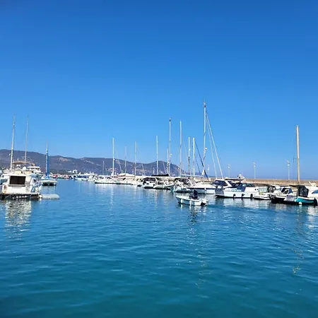 Joanne's Lovely 2 Bedroom Apt. * Paphos