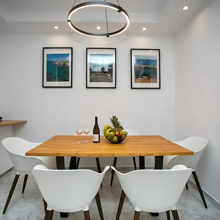 Διαμέρισμα Mycyprusstay - Jo's Lovely 2 Bedroom Modern *