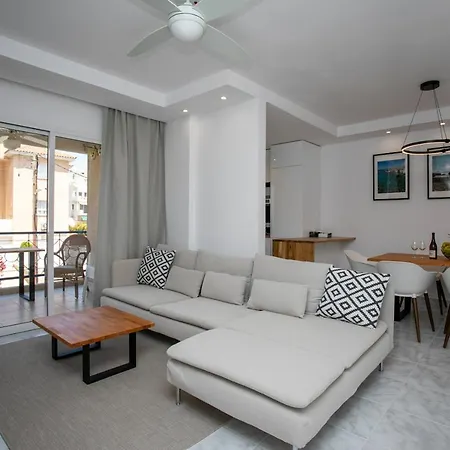 Διαμέρισμα Joanne's Lovely 2 Bedroom Apt. Πάφος